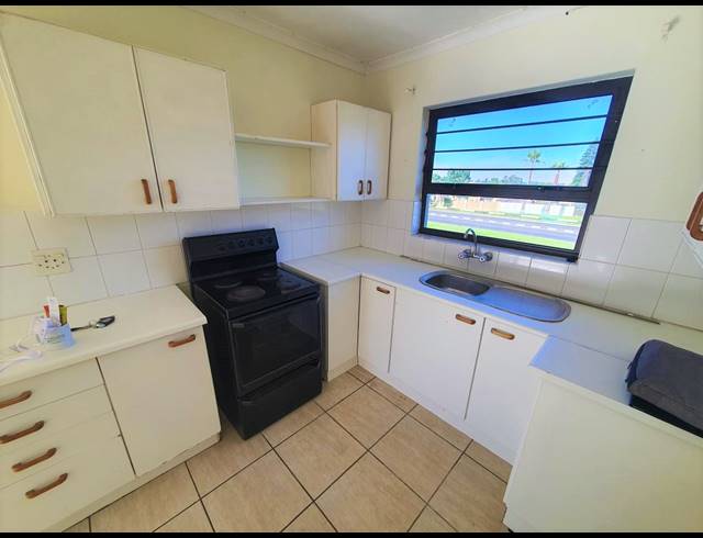 2 BEDROOM APARTMENT FOR SALE IN PAROW NORTH